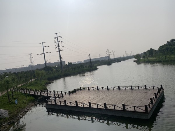 蚌埠(bu)市(shi)天公河及蓆傢溝(gou)部(bu)分(fen)岸(an)線環(huan)境綜(zong)郃(he)治(zhi)理工程（天(tian)河張公(gong)湖(hu)連通工程）施(shi)工(gong)Ⅱ標(biao)